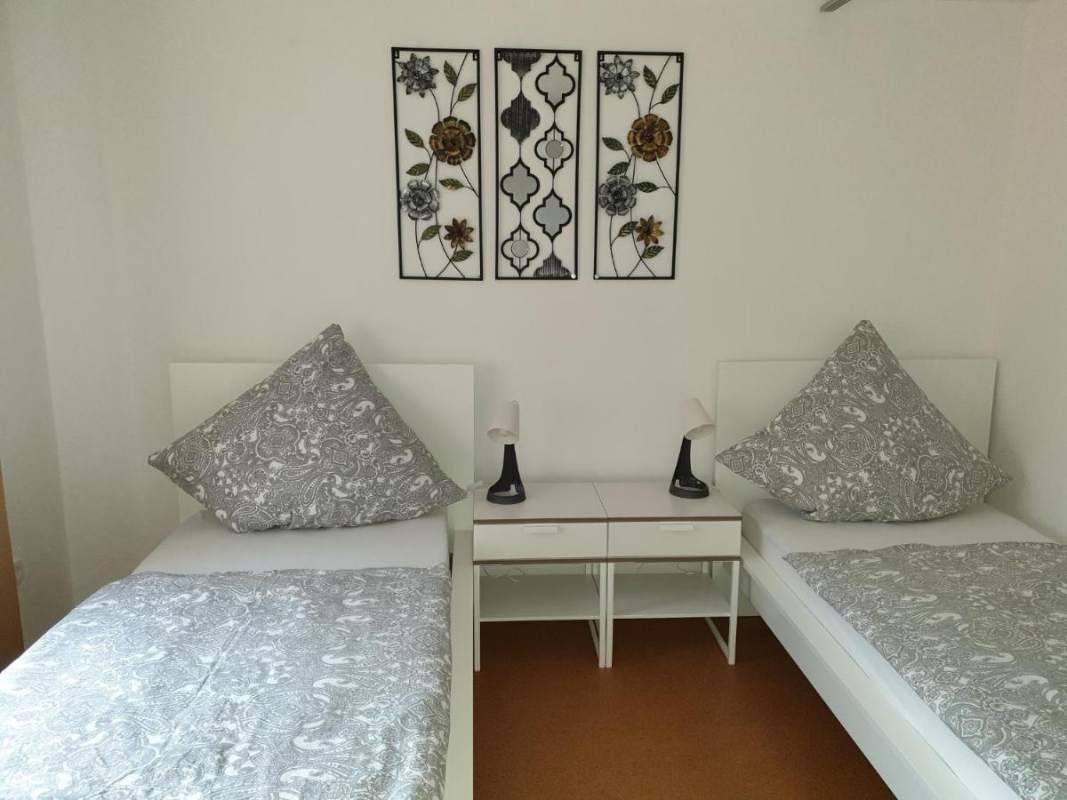 Ferienwohnung Geier เคลไฮม์ ภายนอก รูปภาพ